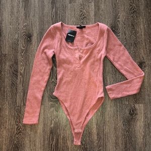 Long Sleeve bodysuit w/ tags